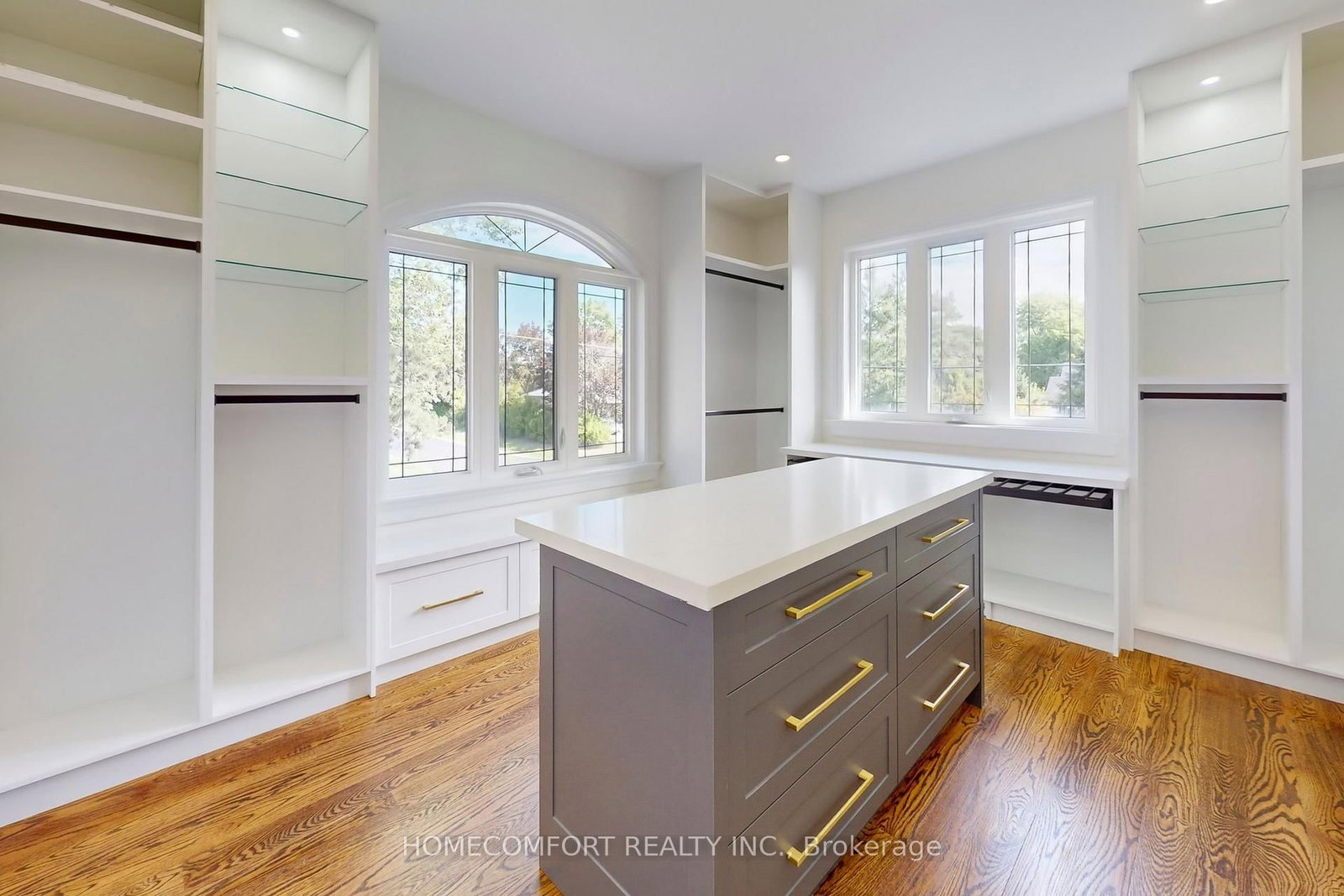 Detached House for sale at 11 Abercorn Road, Markham, Ontario, L3P 1V5 - Bullock - MLS: N12720512