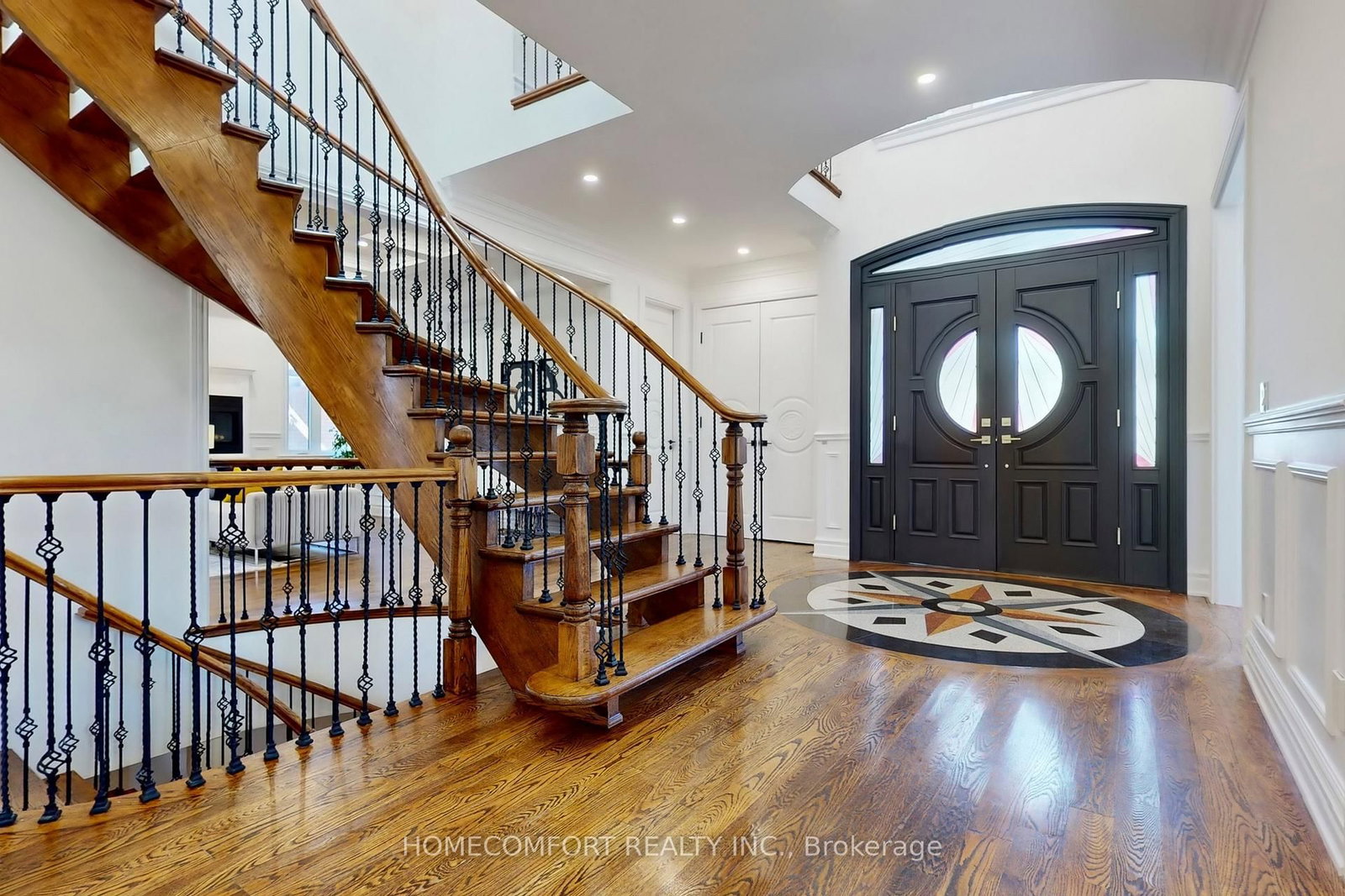 Detached House for sale at 11 Abercorn Road, Markham, Ontario, L3P 1V5 - Bullock - MLS: N12720512