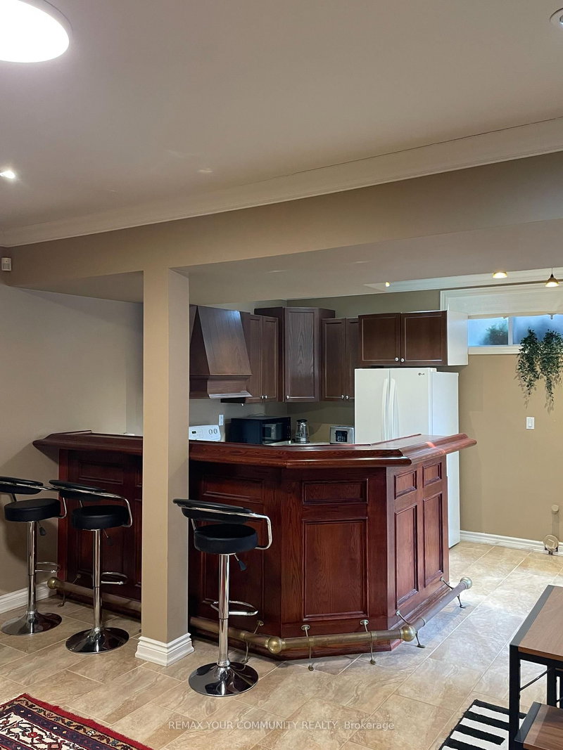 (Furnished) - 133 Spruce Ave, Richmond Hill, L4C 6V9 | Image 2