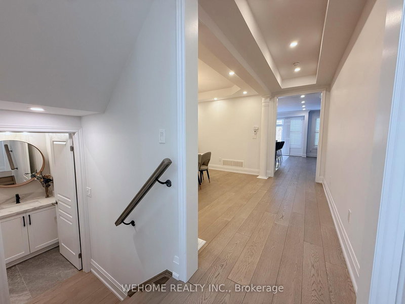 10 Hubner Ave, Markham, L6C 0S8 | Image 3