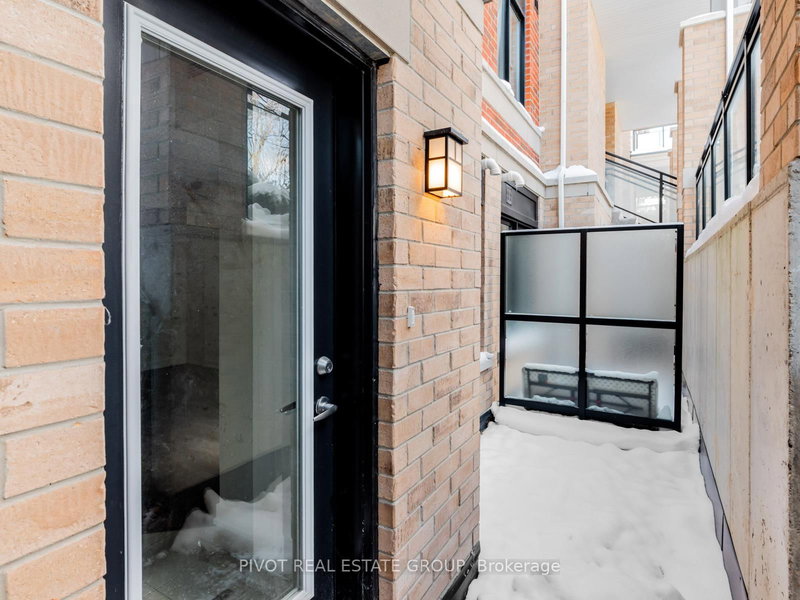 2107 - 58 Elizabeth St S, Richmond Hill, L4C 5W2 | Image 3