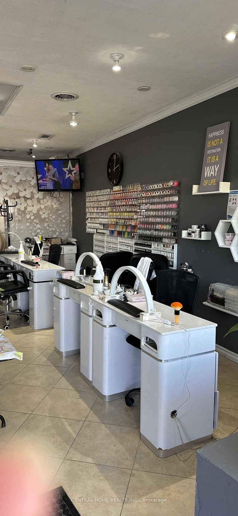 04 - 540 Davis Dr, Newmarket, L3Y 2P3 | Image 3