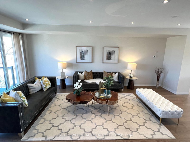 1655 Bur Oak Ave, Markham, L6E 0H8 | Image 3