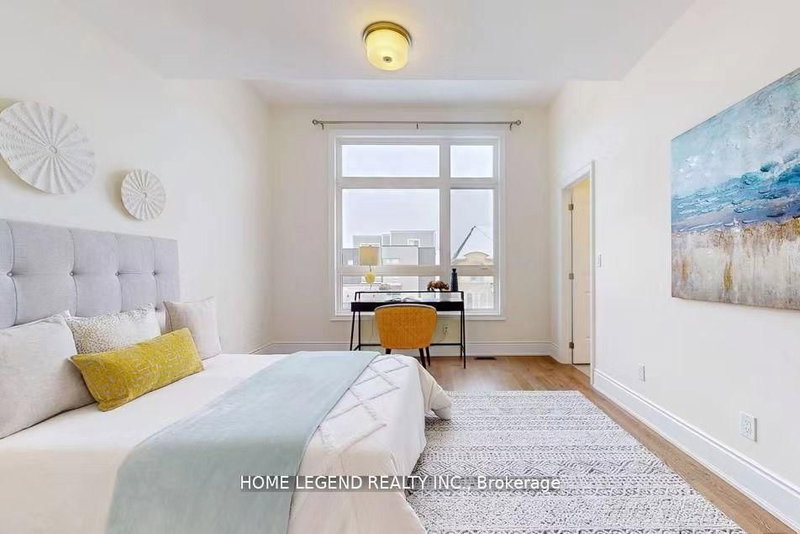 40 Meteorite St, Richmond Hill, L4C 8P9 | Image 3