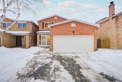 Detached House sold at 19 Michener Crescent, Markham, Ontario, L3P 6H4 - Raymerville - MLS: N12727946