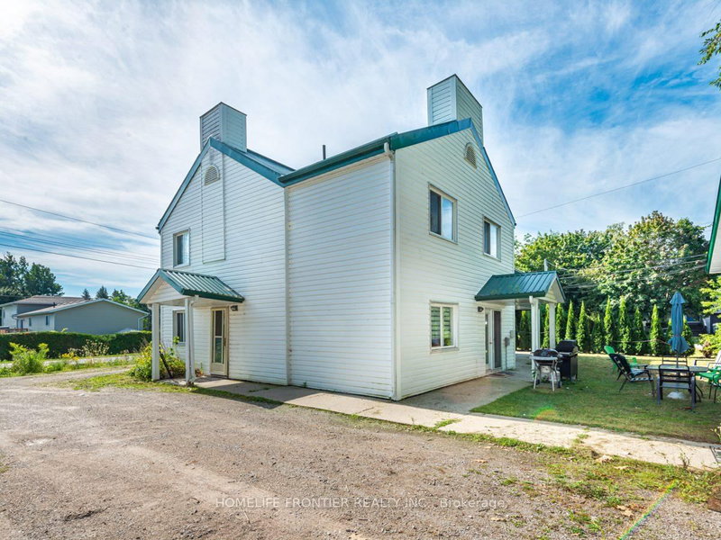 2 - 1015 Arnold St, Innisfil, L0L 1C0 | Image 2