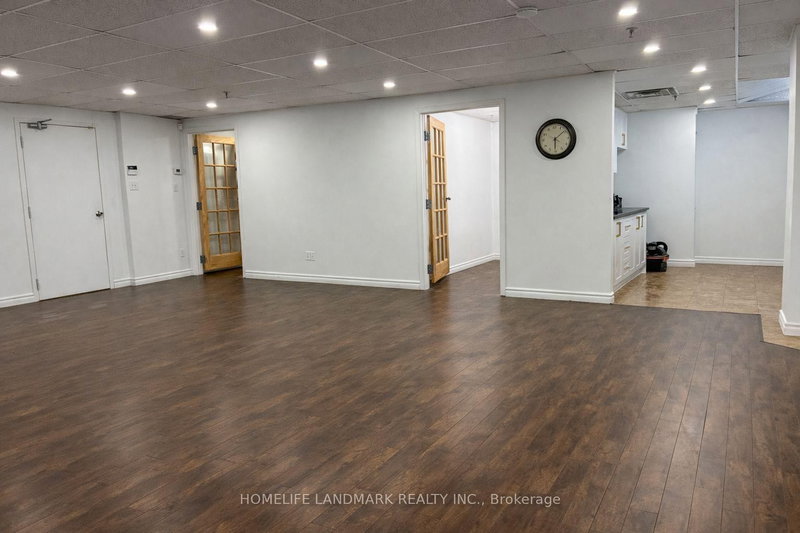 21 - 117 Ringwood Dr, Whitchurch-Stouffville, L4A 8C1 | Image 2