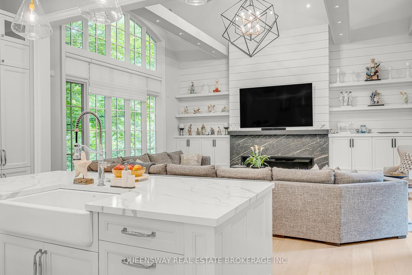 Detached House for sale at 2600 17th Sideroad, King, Ontario, L7B 1A3 - King City - MLS: N12728250