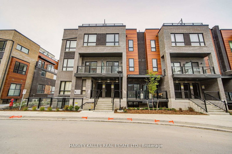 28 - 18 Lytham Green Circ, Newmarket, L3Y 0H4 | Image 3