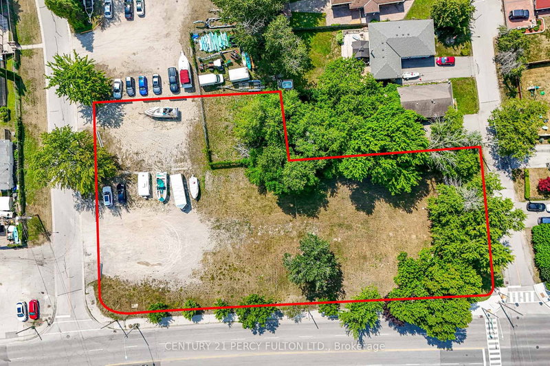 236 Cameron Cres, Georgina, L4P 2A9 | Image 3