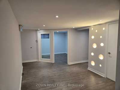 10014 Yonge St | Richmond Hill | Image