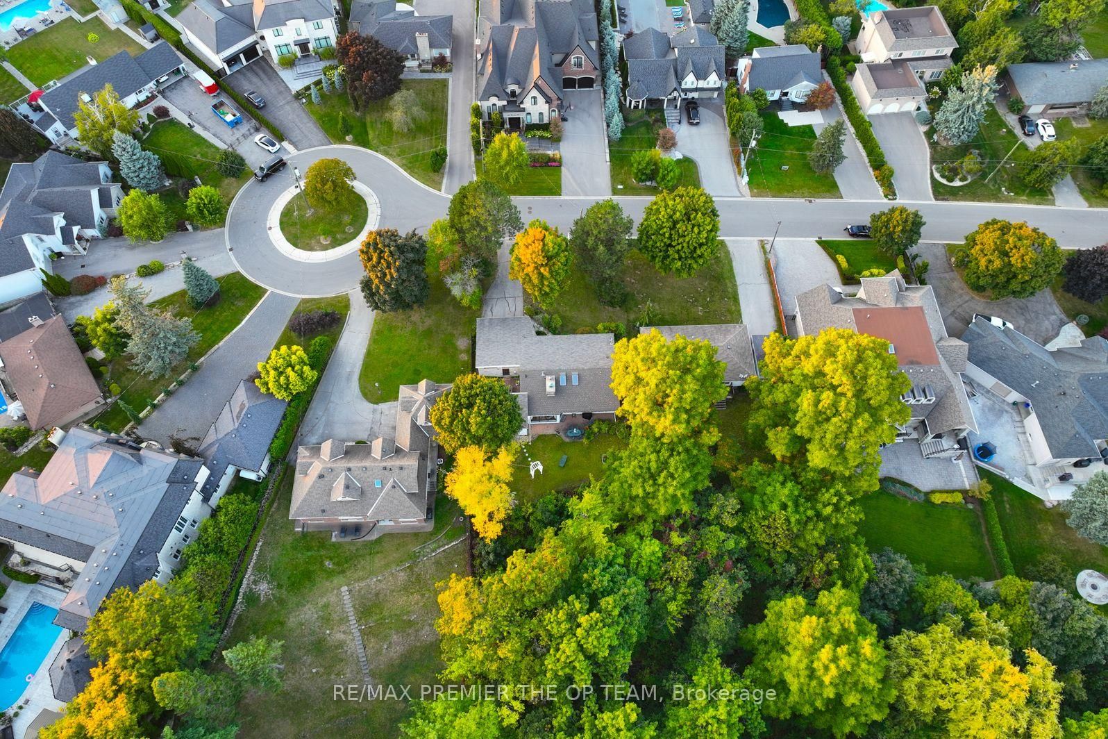 Detached House sold at 175 Davidson Drive, Vaughan, Ontario, L4L 1M2 - Islington Woods - MLS: N12732324