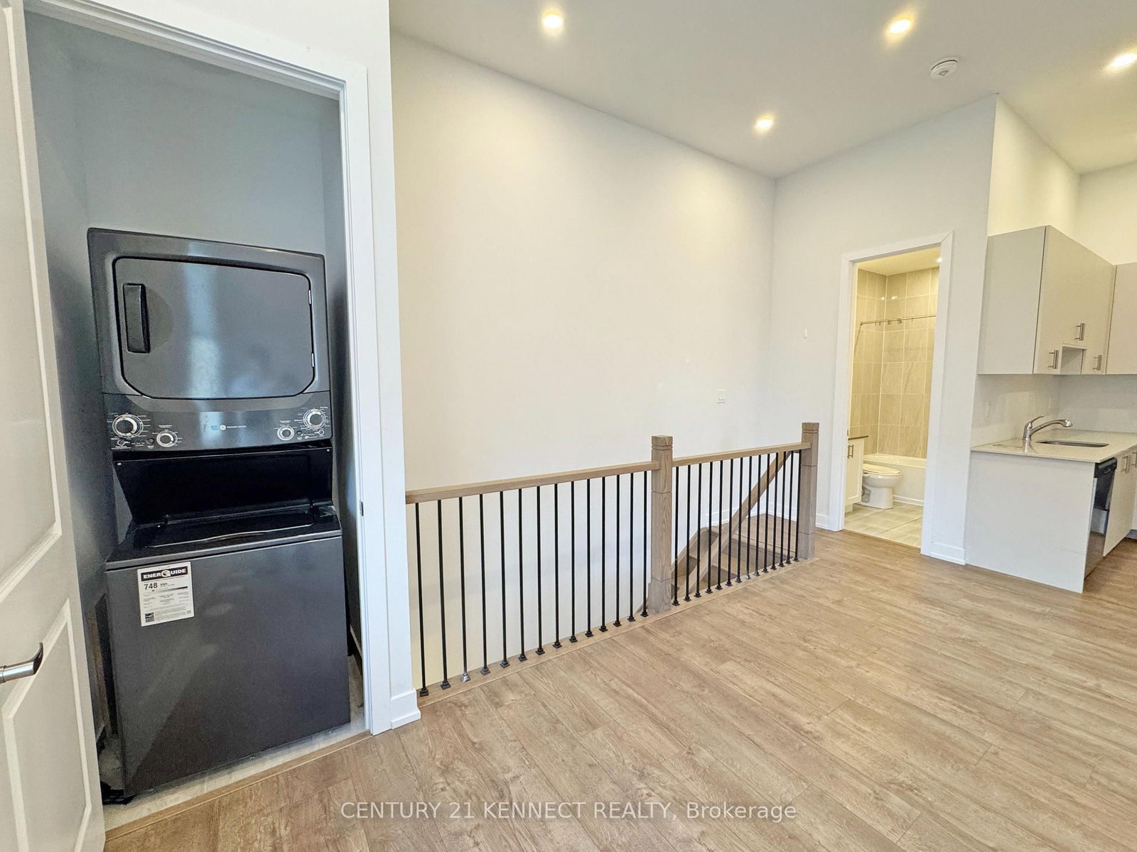 35 Golden Fern Street, Unit (Coach House) - Photo 22