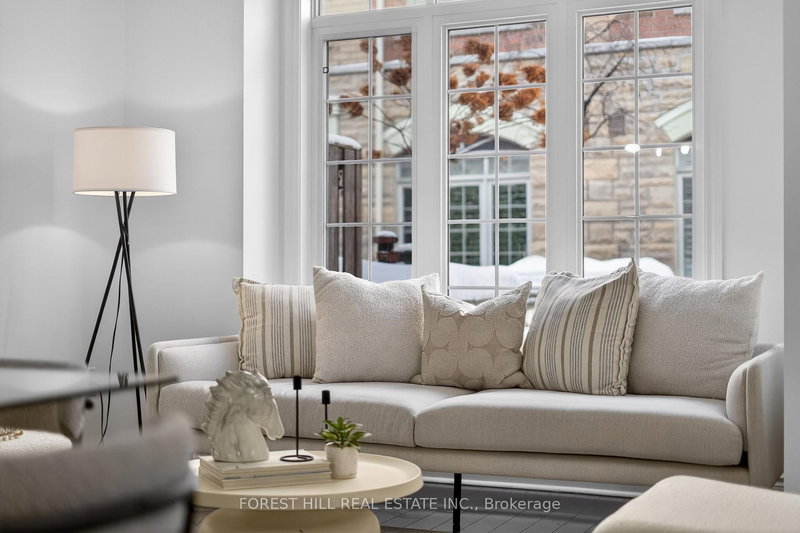 17 - 8 Brighton Pl, Vaughan, L4J 0E3 | Image 2