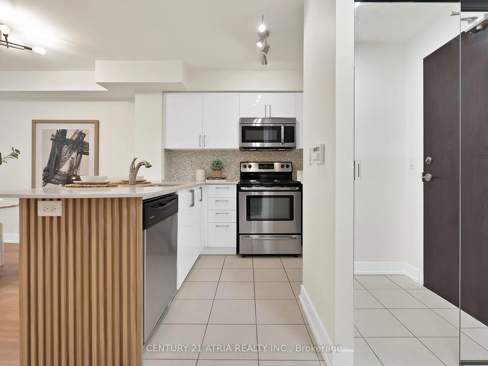 Condo for sale at 206-73 King William Crescent, Richmond Hill, Ontario, L4B 0C2 - Langstaff - MLS: N12734202