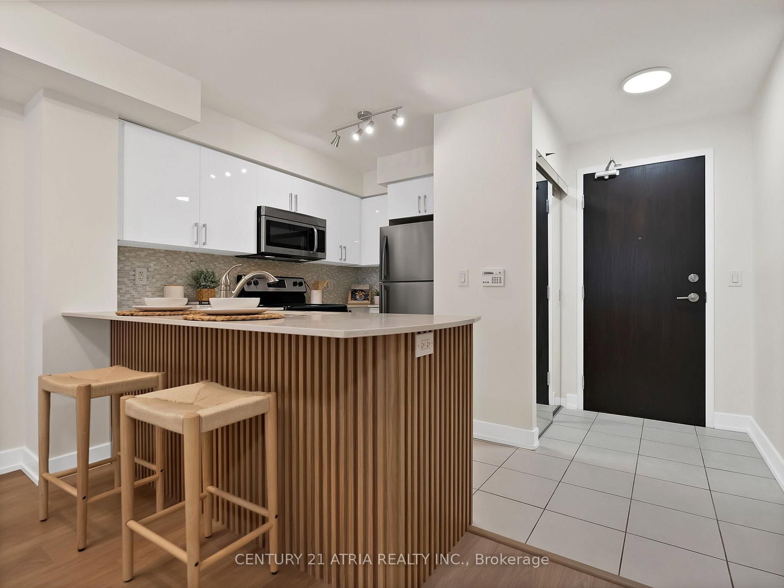 Condo for sale at 206-73 King William Crescent, Richmond Hill, Ontario, L4B 0C2 - Langstaff - MLS: N12734202