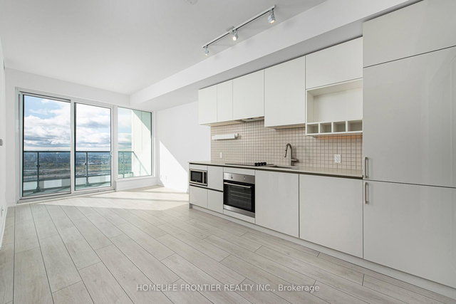 4706 - 5 Buttermill Avenue N