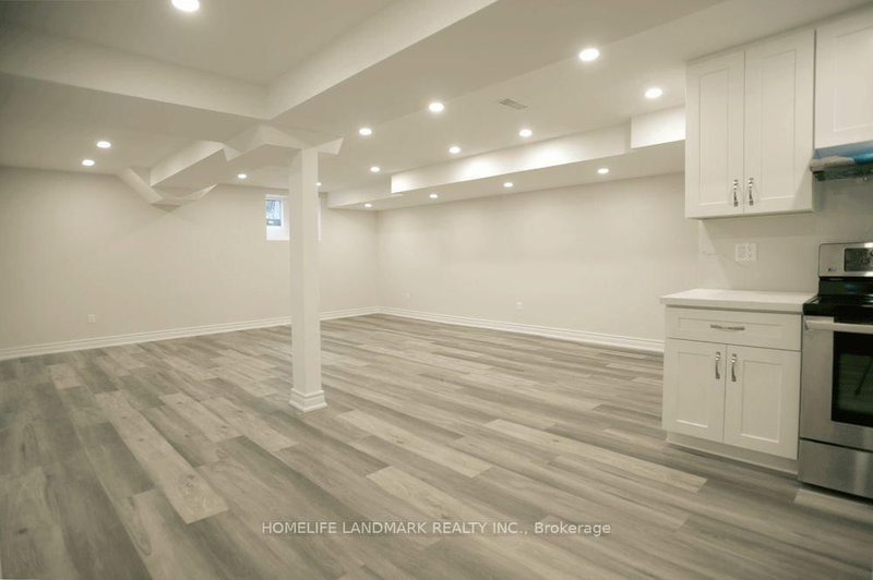 5 Southvale (Basement) Dr, Vaughan, L6A 0X2 | Image 2