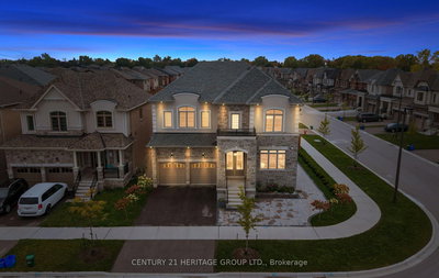 319 Danny Wheeler Boulevard, Georgina, Ontario image-0-2