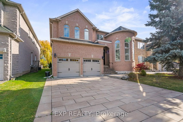 7 Edenbrook Crescent