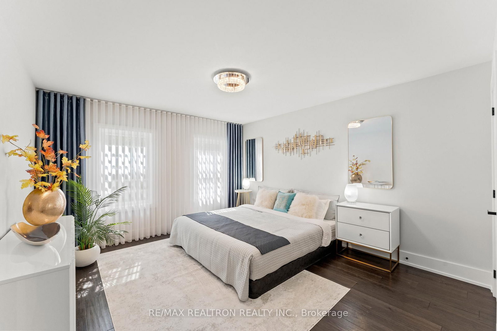 Detached House for sale at 63 Willett Crescent, Richmond Hill, Ontario, L4C 7W2 - Mill Pond - MLS: N12735754