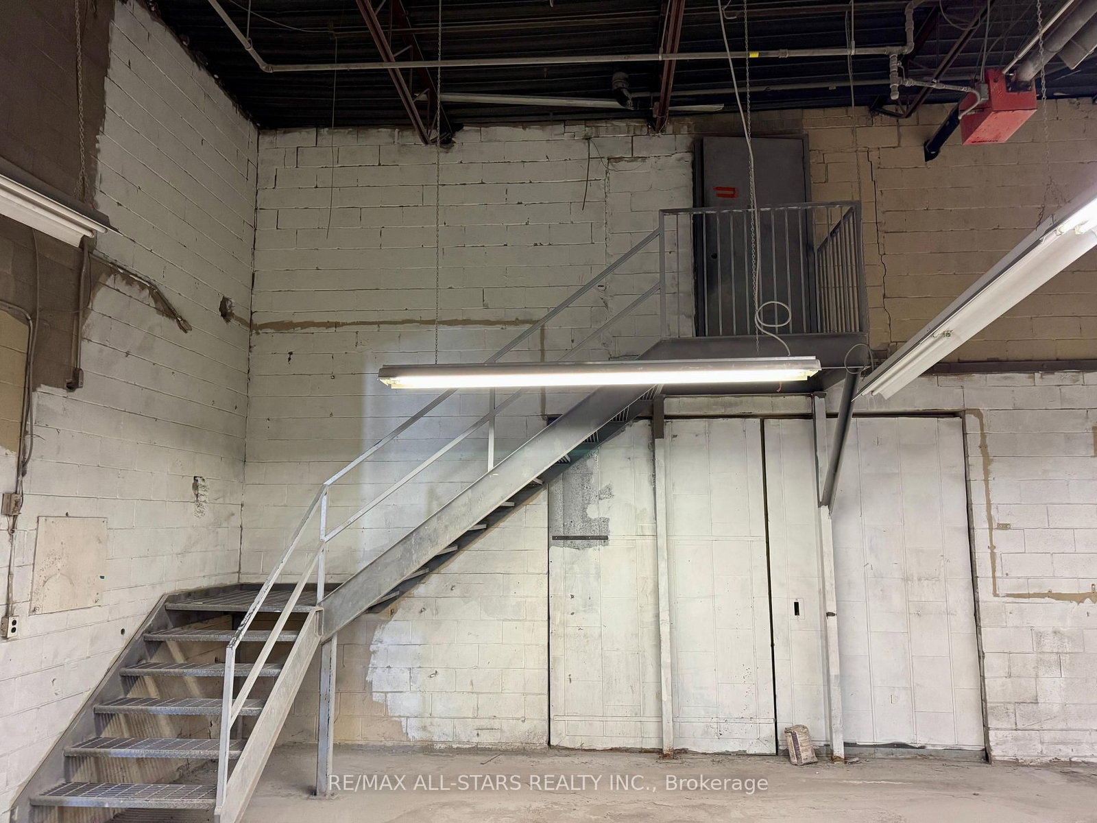 25 Heritage Road, Unit 11 - Photo 16