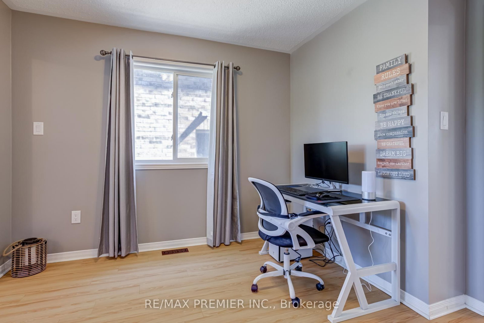 Townhouse sold at 89 Ronan Crescent, Vaughan, Ontario, L4H 2J6 - Sonoma Heights - MLS: N12736712