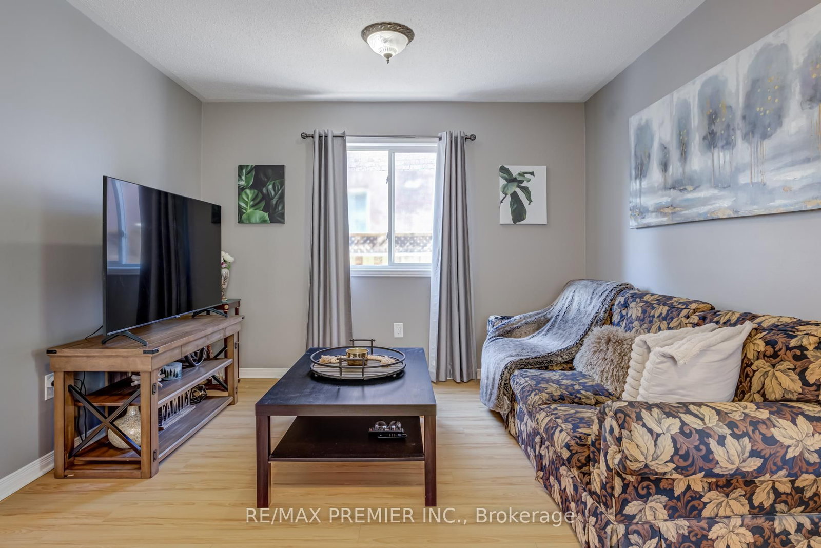 Townhouse sold at 89 Ronan Crescent, Vaughan, Ontario, L4H 2J6 - Sonoma Heights - MLS: N12736712