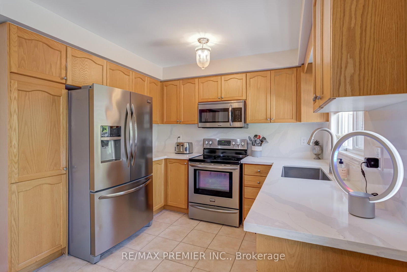 Townhouse sold at 89 Ronan Crescent, Vaughan, Ontario, L4H 2J6 - Sonoma Heights - MLS: N12736712