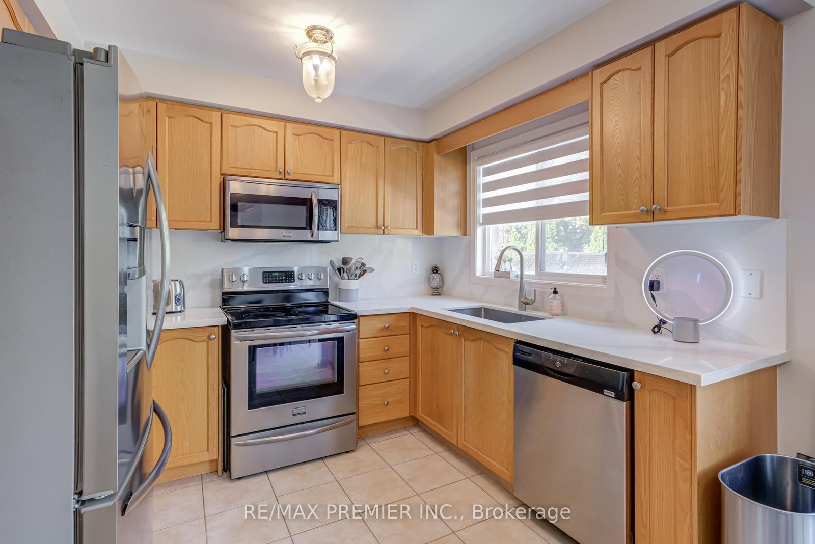 Townhouse sold at 89 Ronan Crescent, Vaughan, Ontario, L4H 2J6 - Sonoma Heights - MLS: N12736712