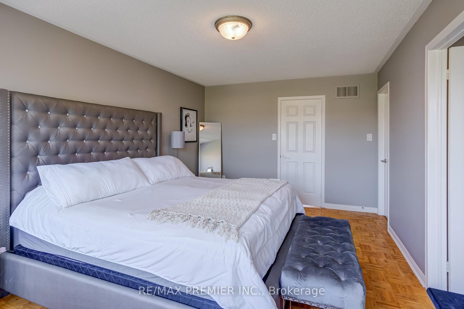 Townhouse sold at 89 Ronan Crescent, Vaughan, Ontario, L4H 2J6 - Sonoma Heights - MLS: N12736712