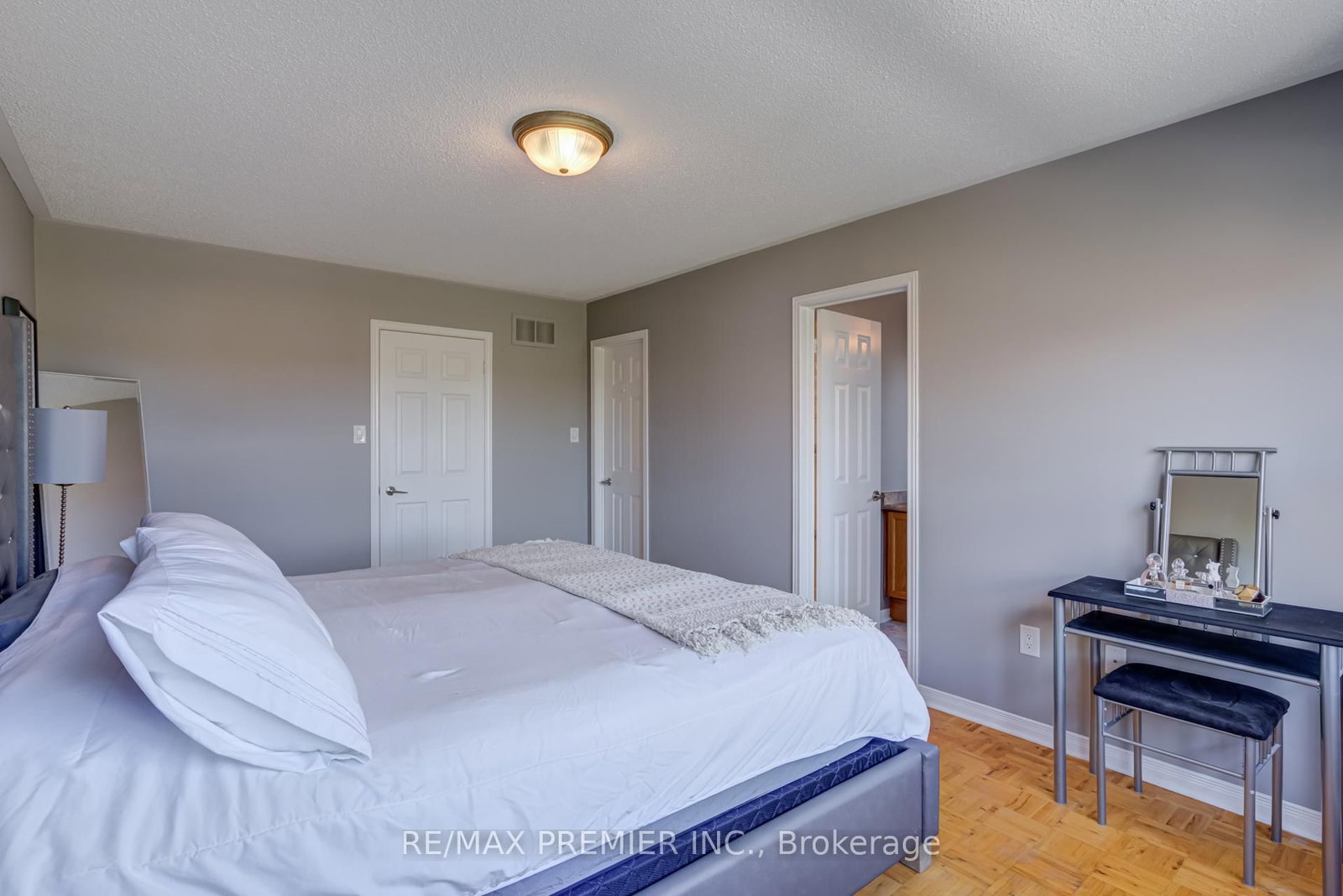 Townhouse sold at 89 Ronan Crescent, Vaughan, Ontario, L4H 2J6 - Sonoma Heights - MLS: N12736712