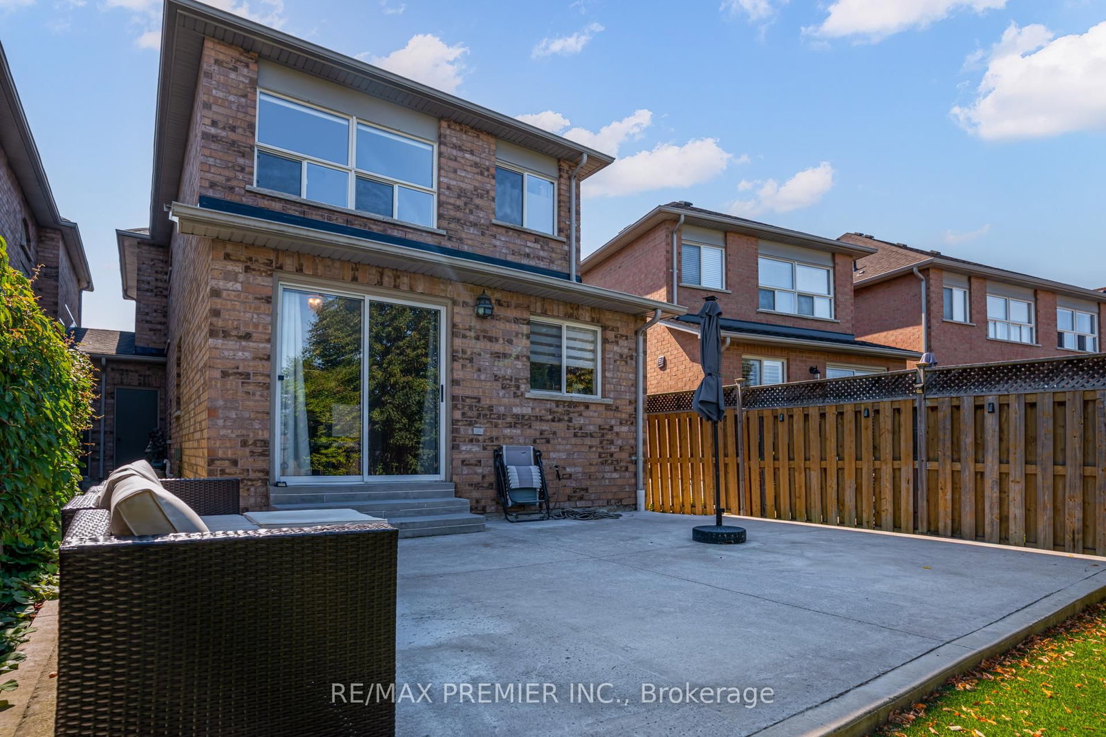 Townhouse sold at 89 Ronan Crescent, Vaughan, Ontario, L4H 2J6 - Sonoma Heights - MLS: N12736712