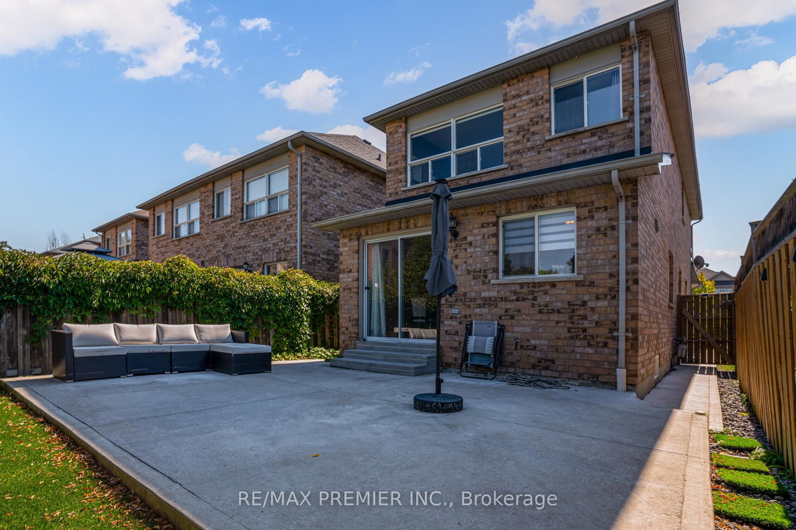 Townhouse sold at 89 Ronan Crescent, Vaughan, Ontario, L4H 2J6 - Sonoma Heights - MLS: N12736712