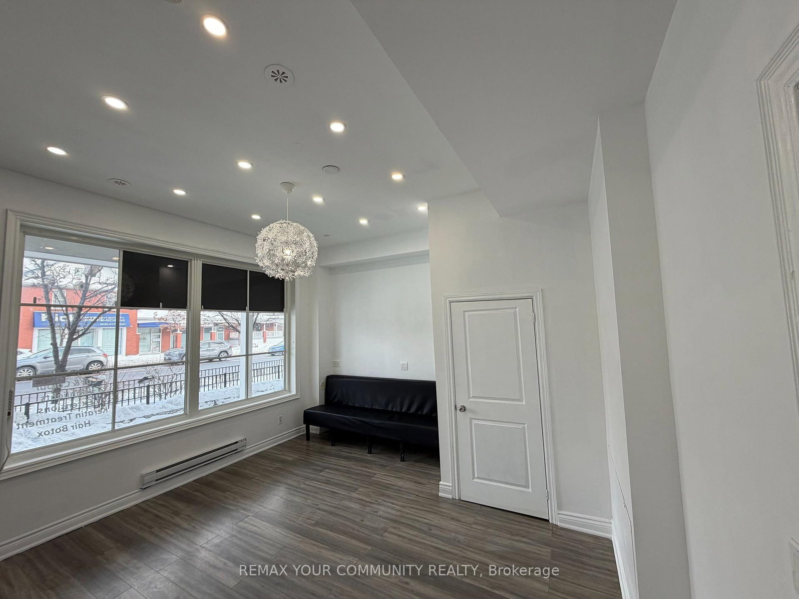 10060 Keele Street, Unit 4 - Photo 3