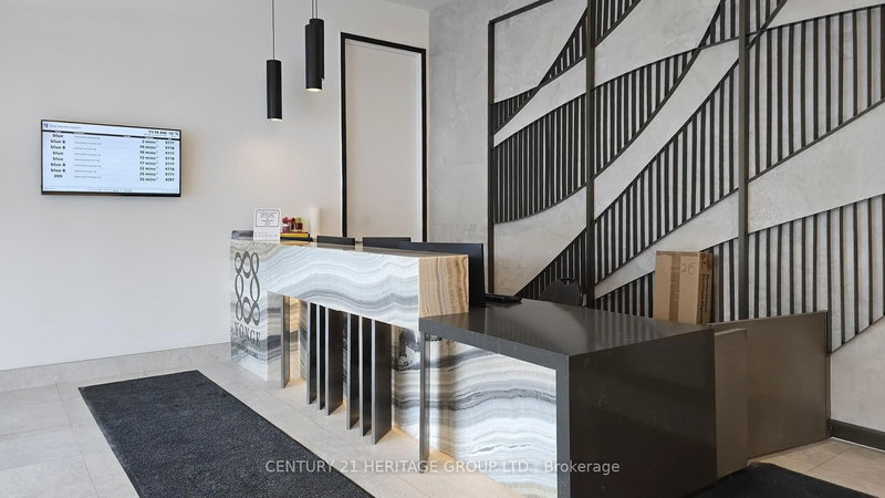 225 - 8888 Yonge St, Richmond Hill, L4C 6Z1 | Image 3