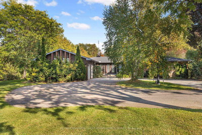 9799 Warden Ave | Markham | Image