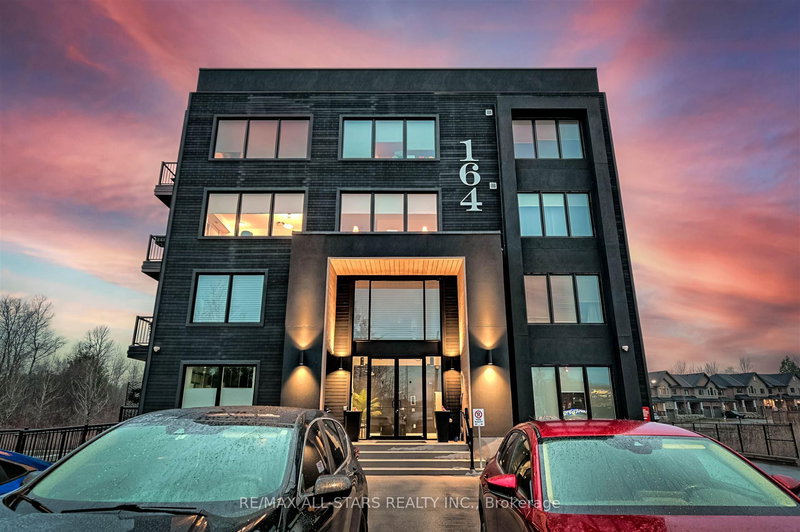 301 - 164 Cemetery Rd, Uxbridge, L9P 1R1 | Image 2