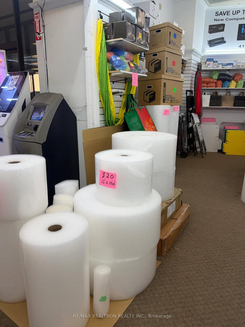 Boot#:S15 - 2900 Steeles Ave E , Flea Market Ave E, Markham, L3T 4X1 | Image 2