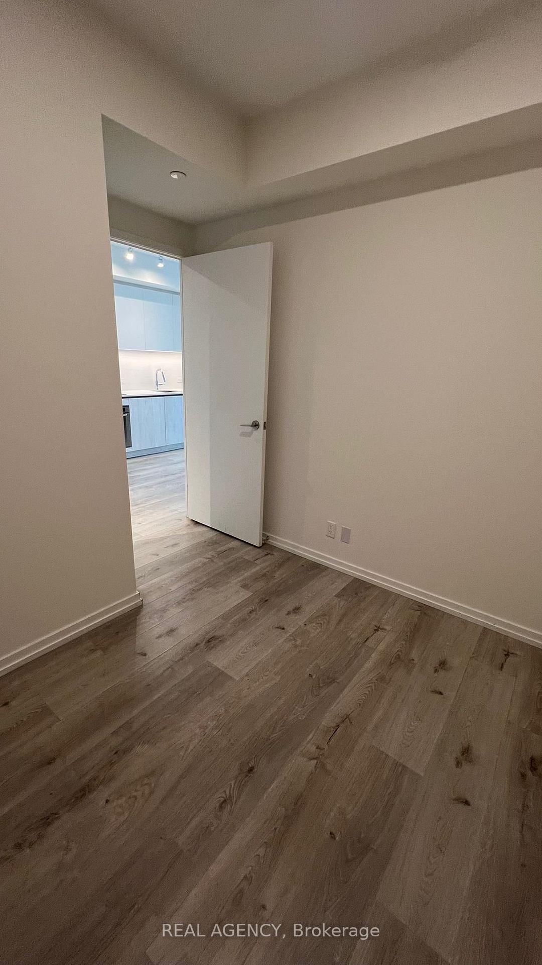 1000 Portage Parkway, Unit 3008 - Photo 32