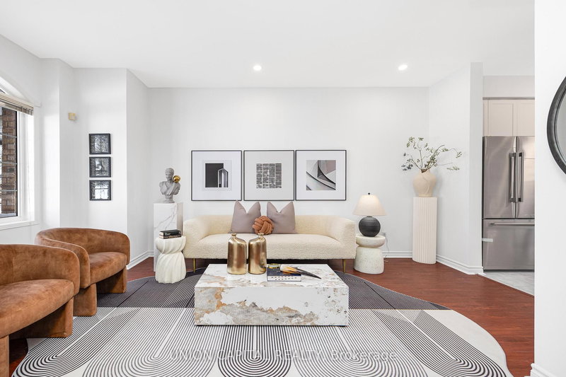 29 Queen's Plate Dr, Markham, L6C 2A9 | Image 3