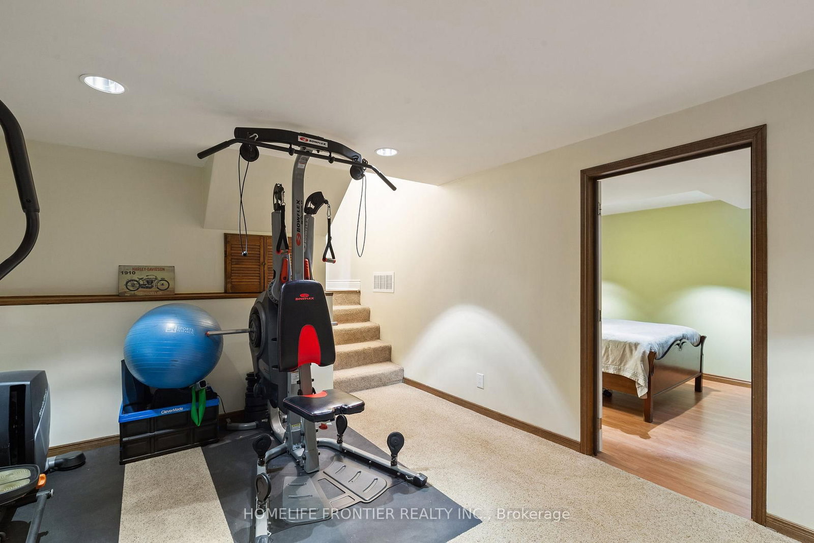 40 Delta Crescent - Photo 18