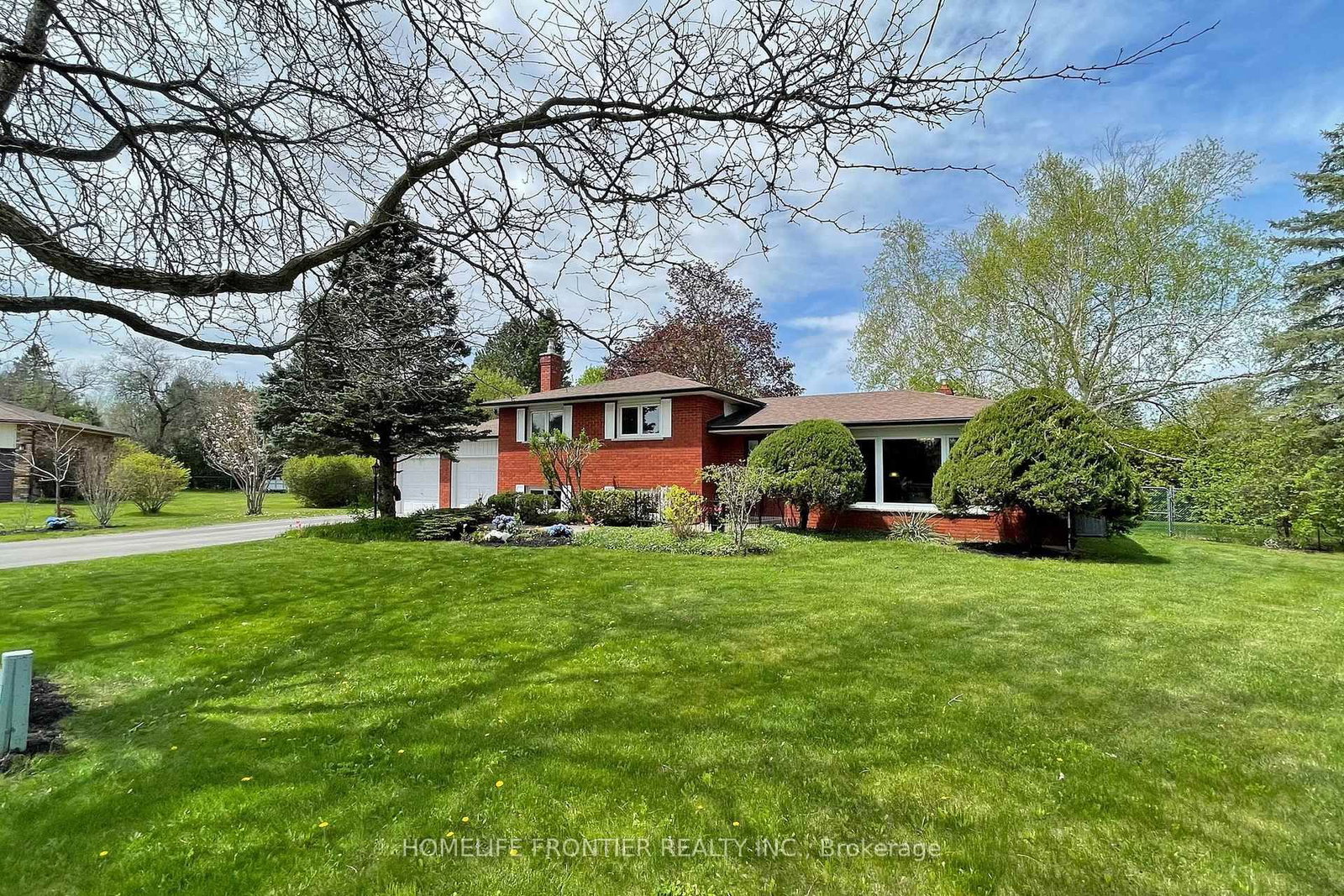 40 Delta Crescent - Photo 2