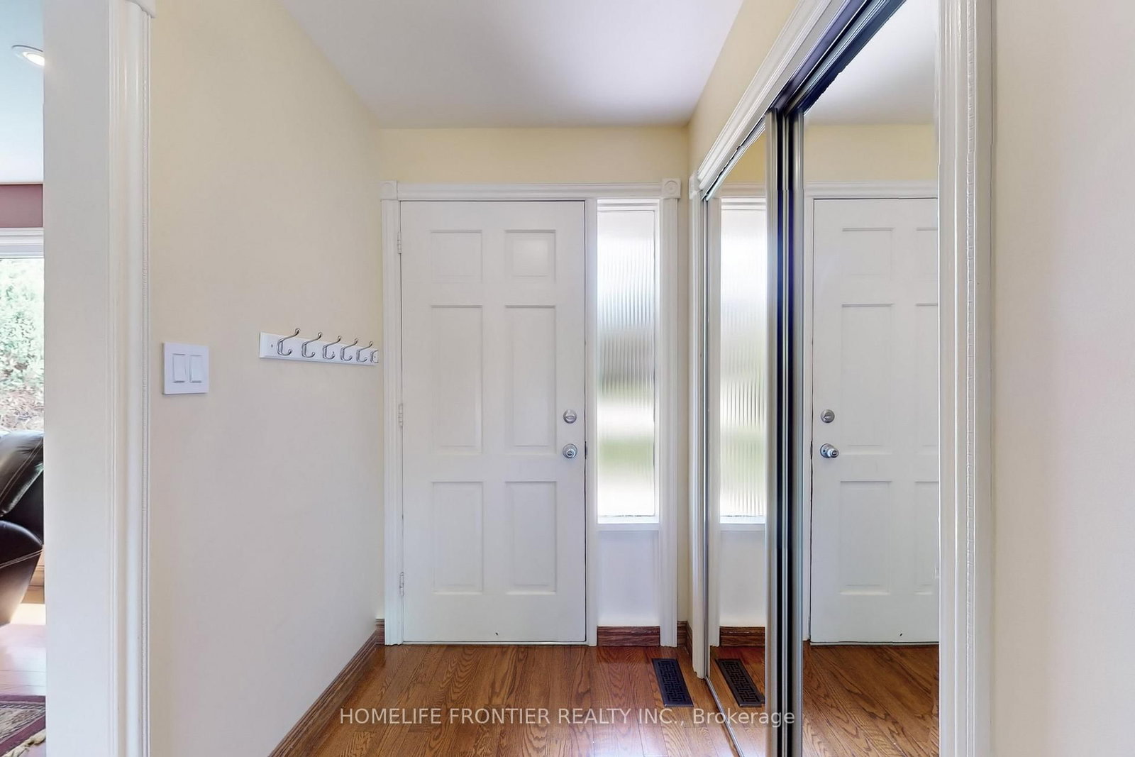 40 Delta Crescent - Photo 3