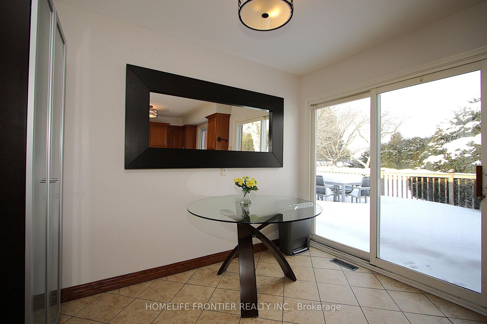 40 Delta Crescent - Photo 8