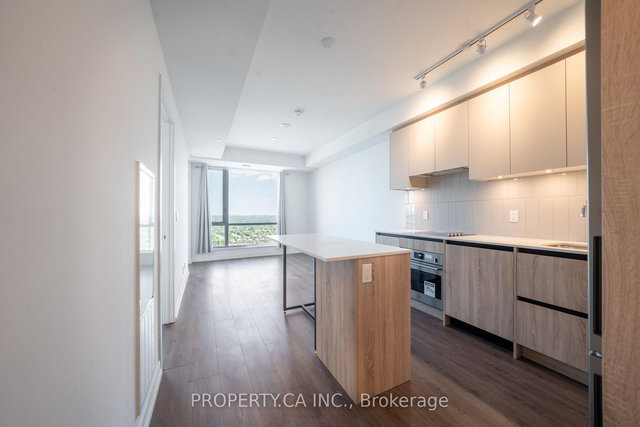 2507 - 7950 Bathurst Street