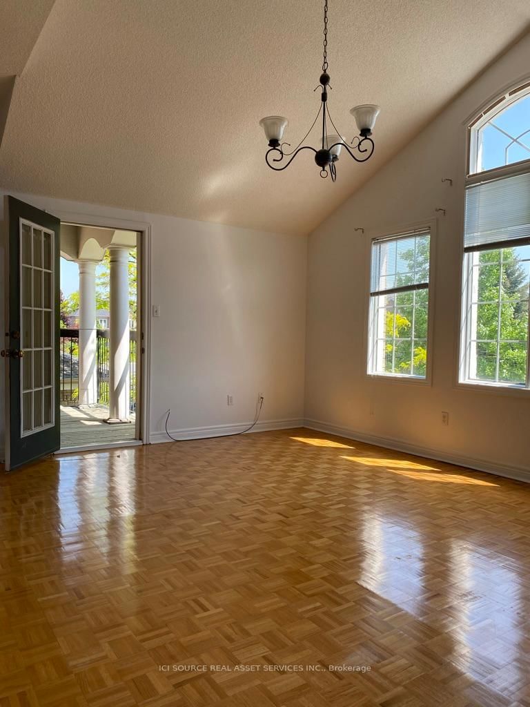 Upper Level - 169 Matthew Dr, Vaughan, L4L 9B1 | Image 2