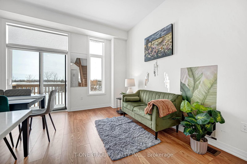 83 Millman Lane, Richmond Hill, L4S 0P8 | Image 3