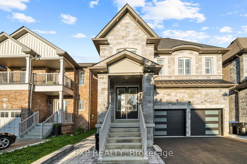 35 Tyndall Dr, Bradford West Gwillimbury, L3Z 4G6 | Image 2