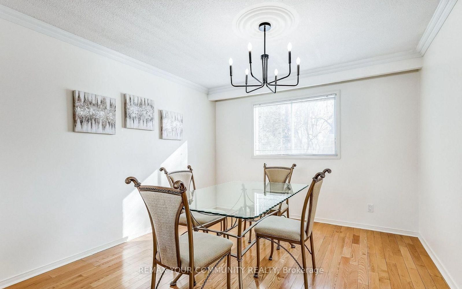 Detached House for sale at 37 Mackay Drive, Richmond Hill, Ontario, L4C 6N9 - South Richvale - MLS: N12750320